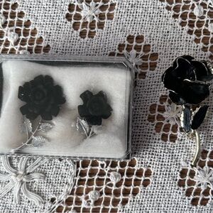 Set Black Rose Brooch Mourning Jewelry for Funeral Mid Century Brooches art Deco